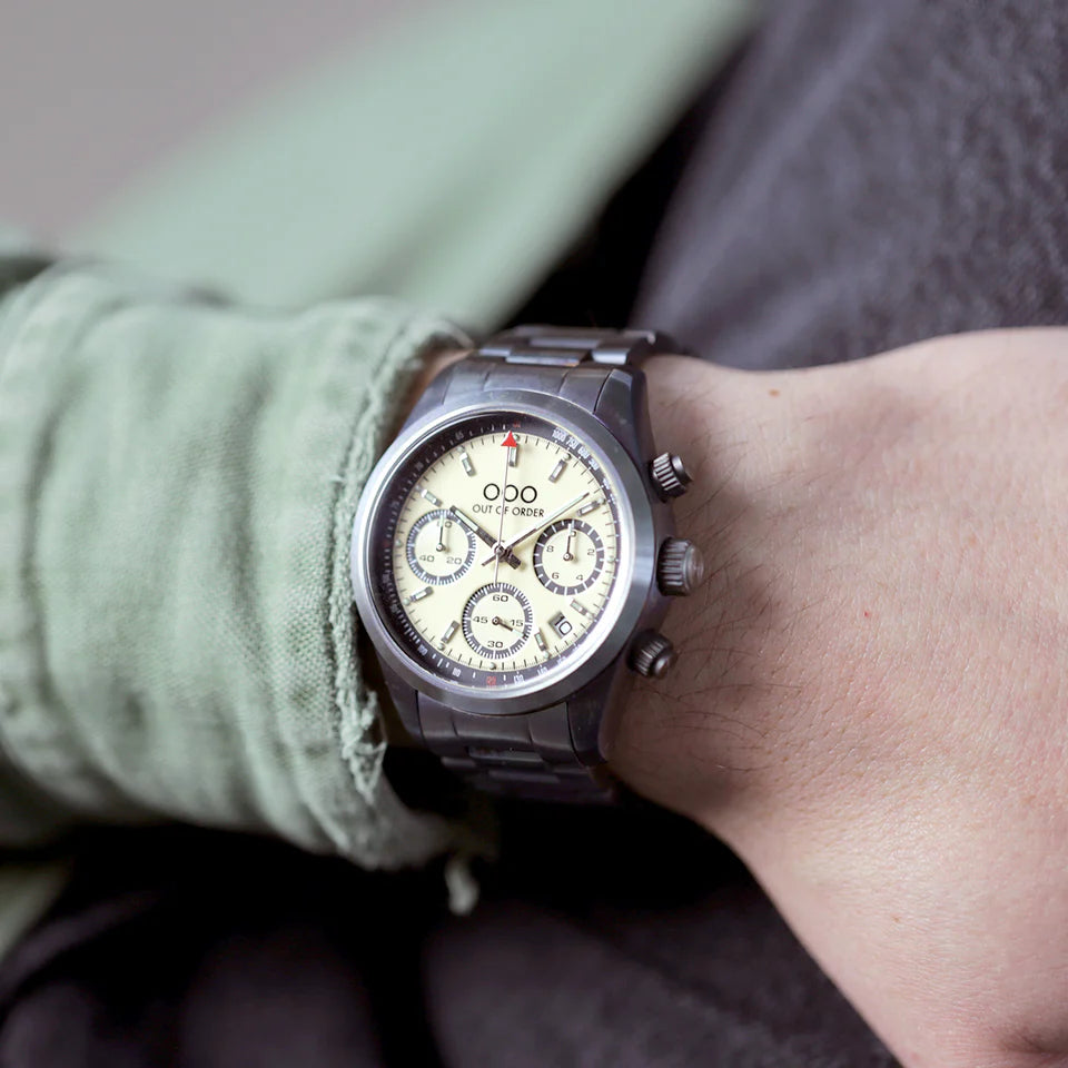 Out Of Order Creamy Sporty Cronografo Stainless Steel
