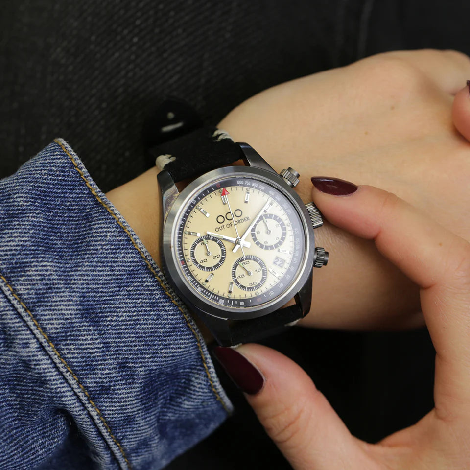 Out Of Order Cream Sporty Cronografo Black Leather Strap