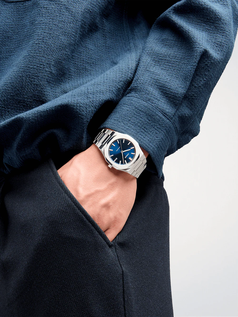 D1 Milano Blue