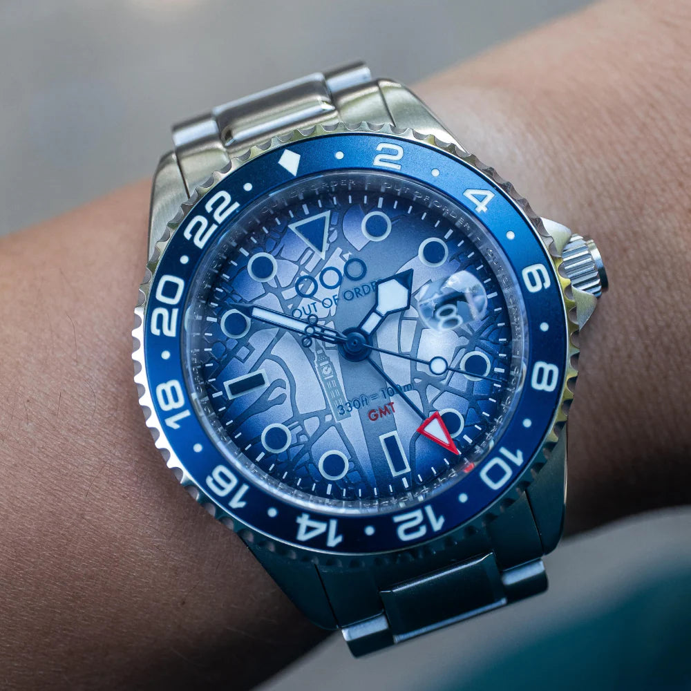 Out Of Order Swiss GMT London Big Ben - Ultra Brushed