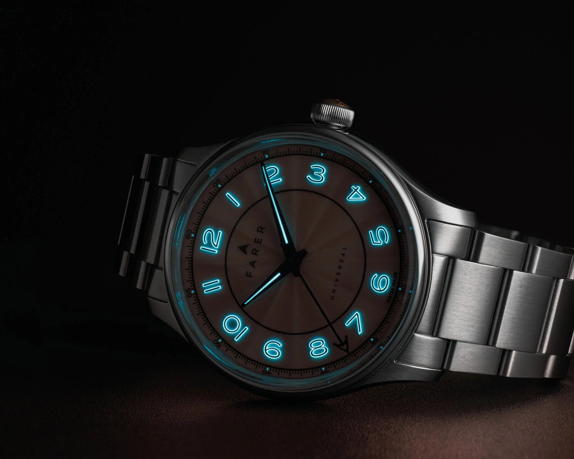 Farer Aurora Three Hand Series III