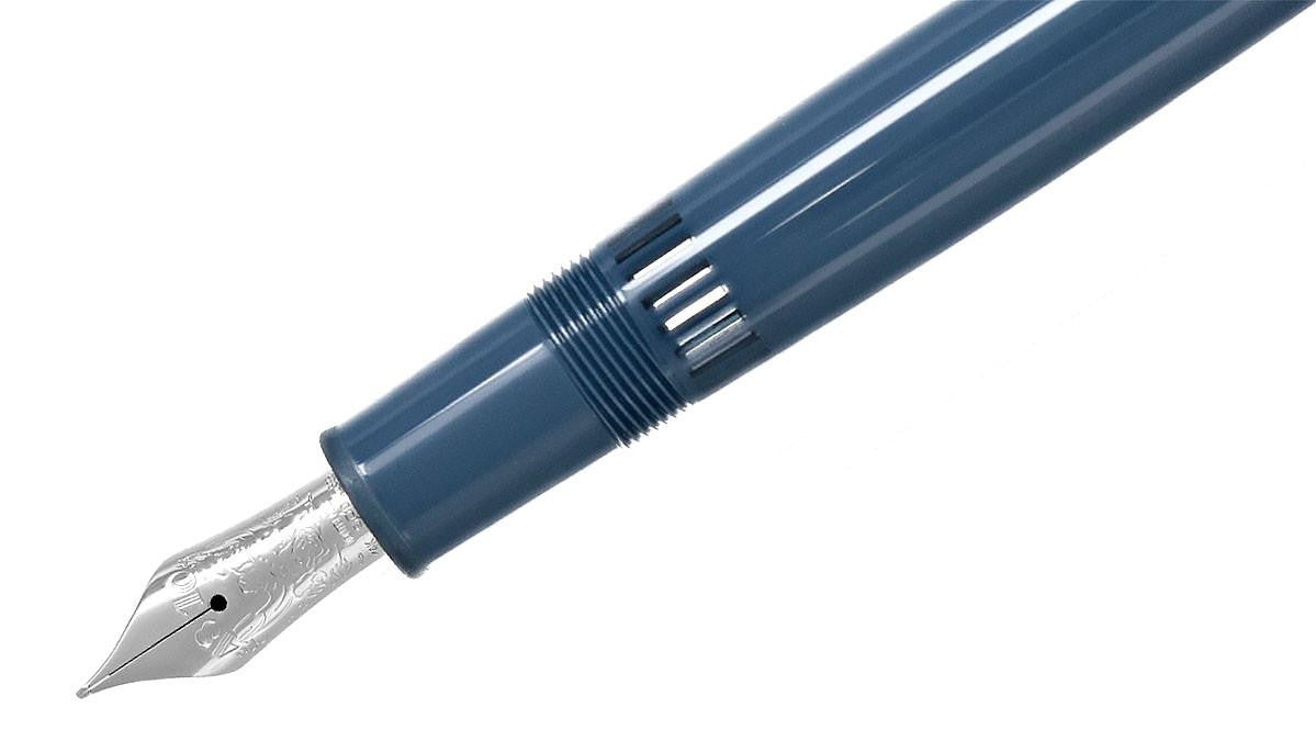 Montblanc Glacier LeGrand Fountain Blue Pen