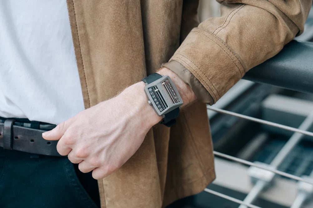 MECEXP Watch MS1001 Titanium Edition